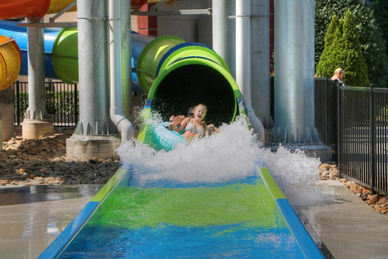 Country Cascades Waterpark Resort Pigeon Forge Ngoại thất bức ảnh